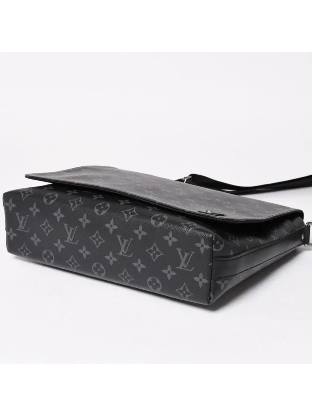 Louis Vuitton District MM Monogram Eclipse Shoulder Bag Black
